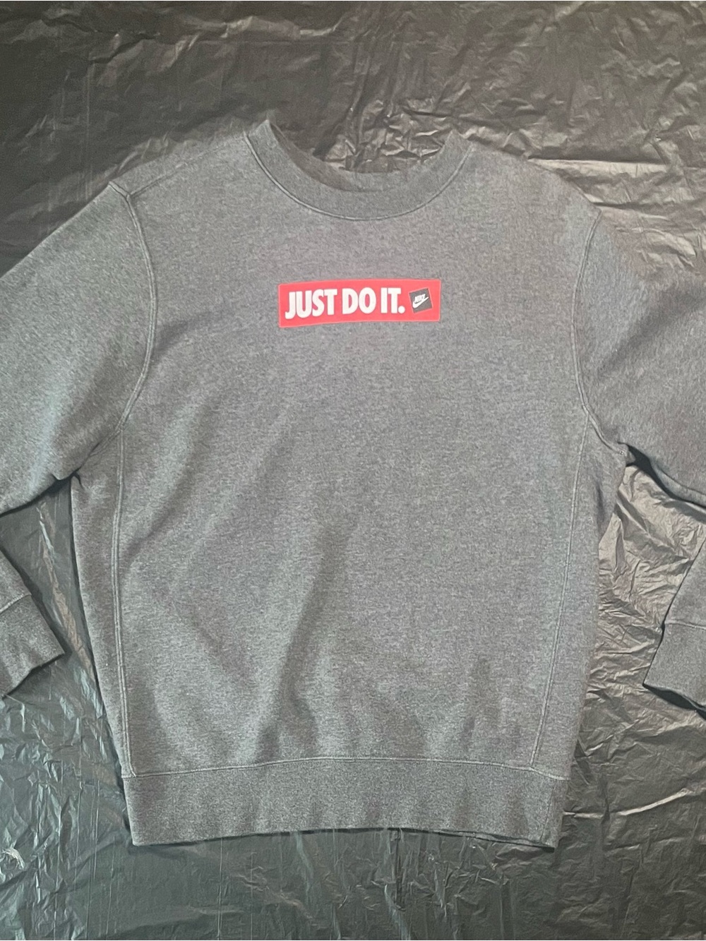 Nike Just Do It Crewneck Gray Fleece Sweatshirt Size Small